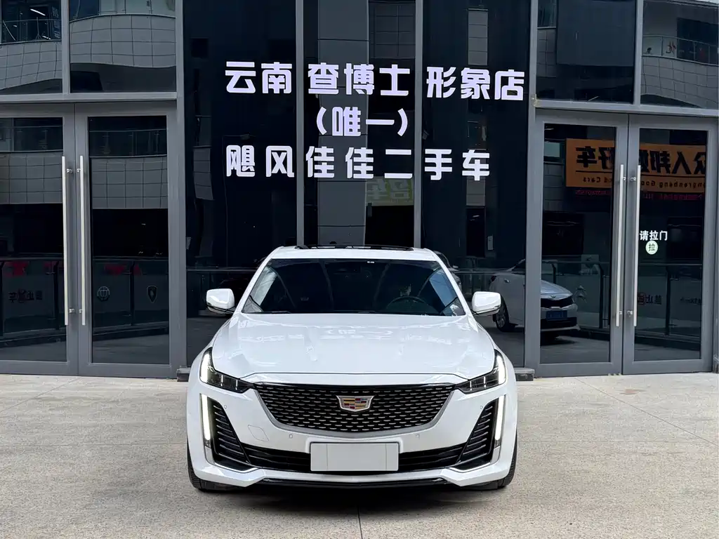 Cadillac CT5 — фото 2