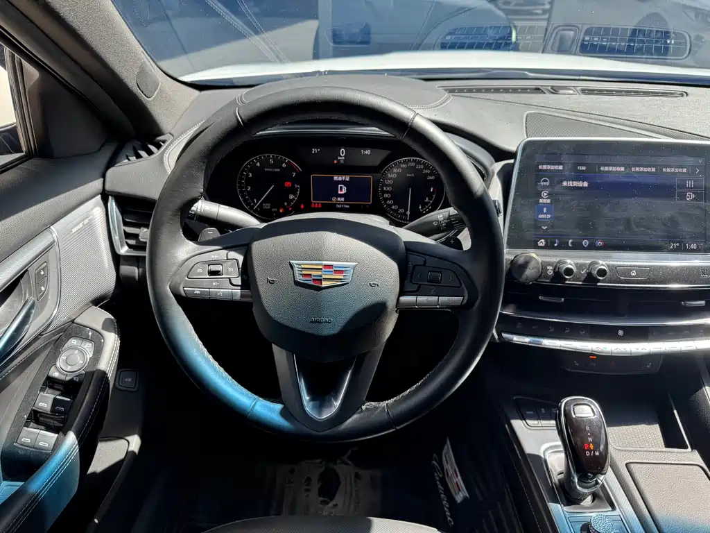 Cadillac CT5 — фото 6