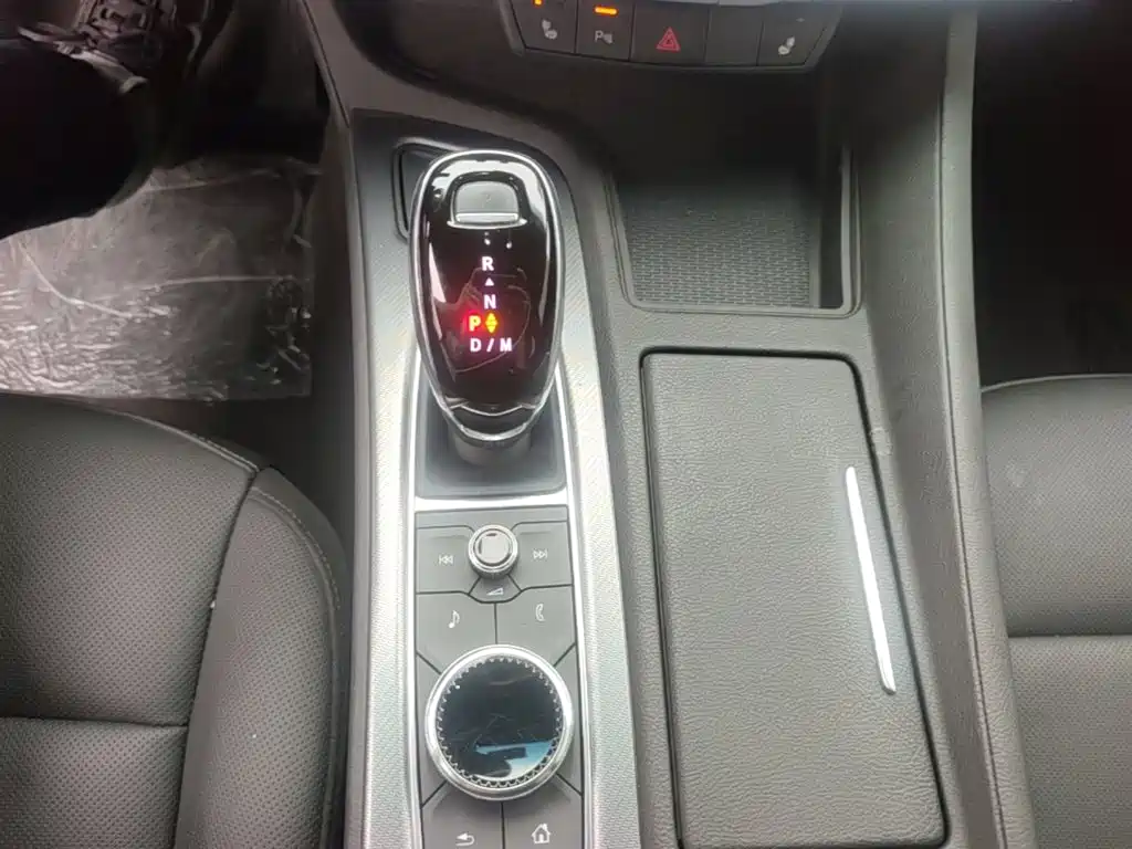 Cadillac CT5 — фото 14