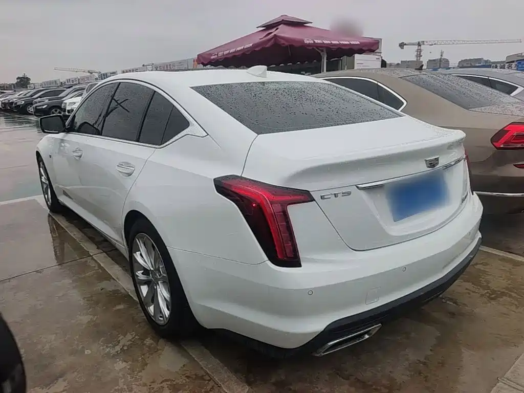 Cadillac CT5 — фото 5