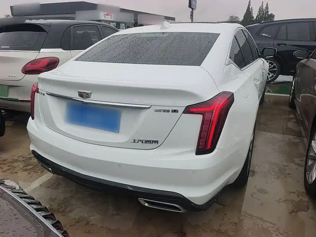Cadillac CT5 — фото 6