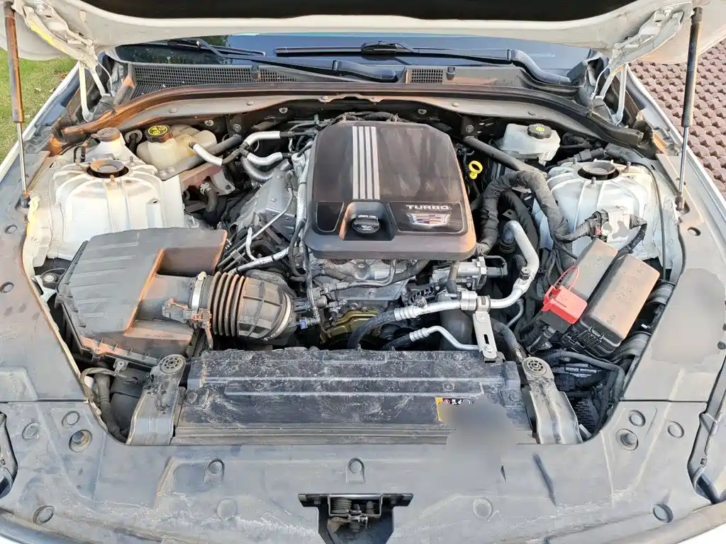 Cadillac CT5 — фото 21