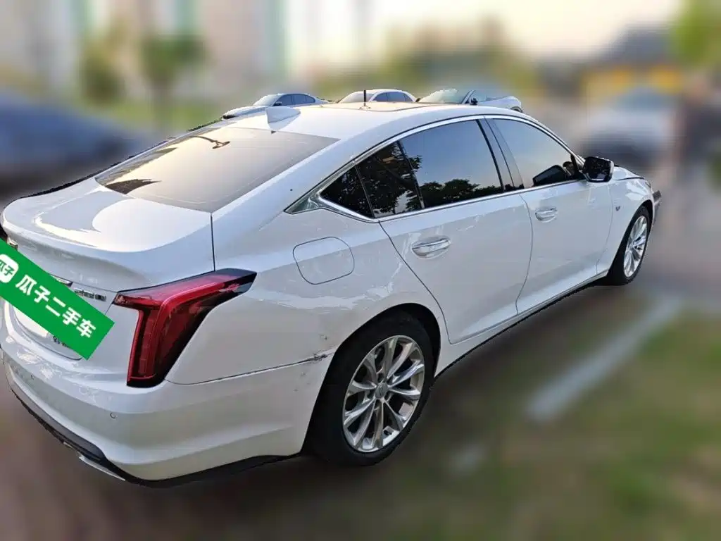 Cadillac CT5 — фото 6
