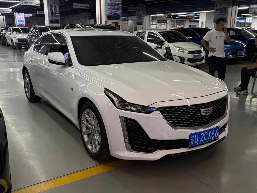 Cadillac CT5 — фото 3
