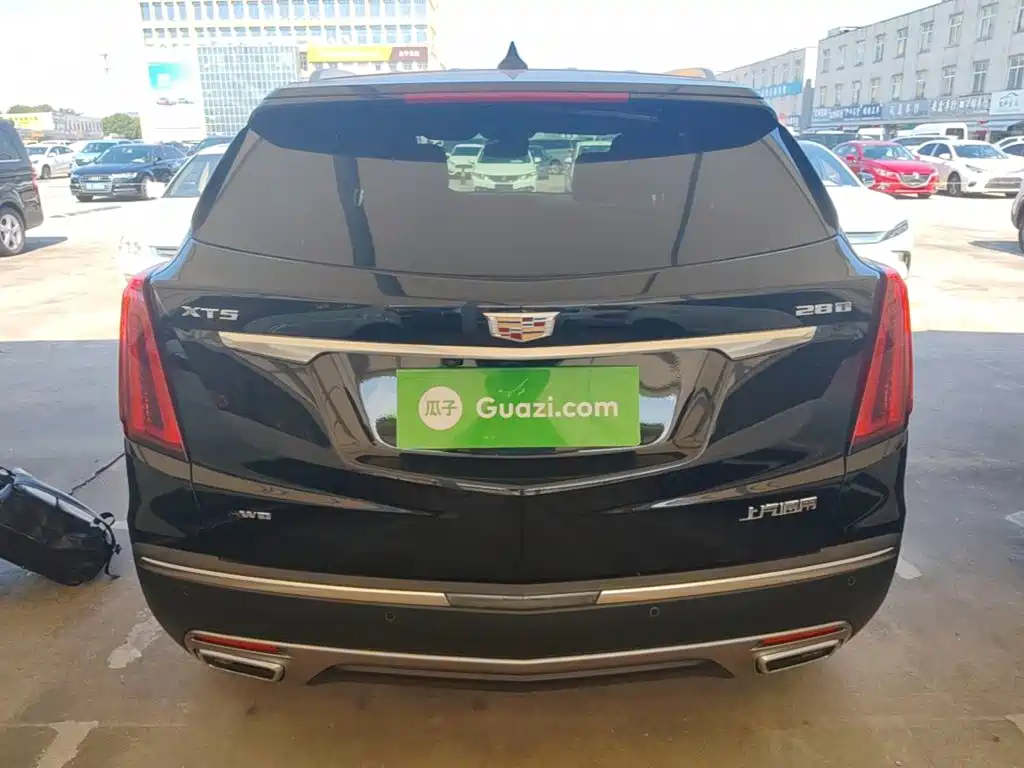 Cadillac XT5 — фото 6