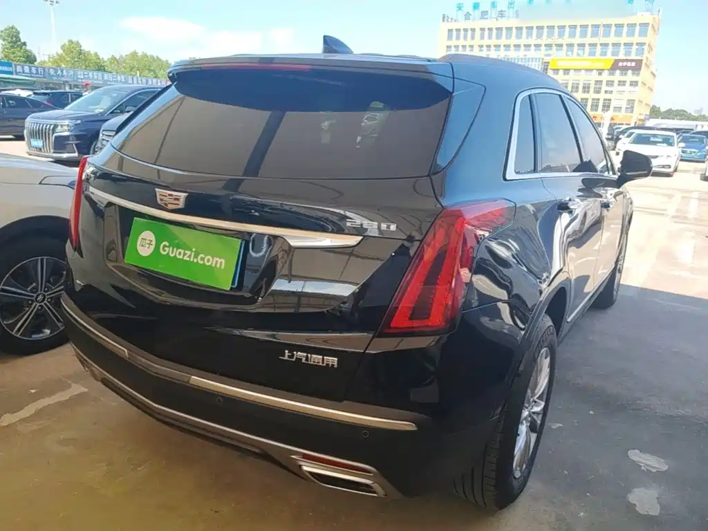 Cadillac XT5 — фото 7