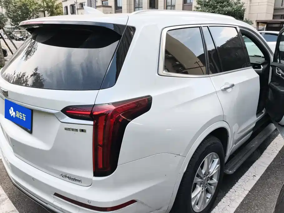 Cadillac XT6 — фото 3
