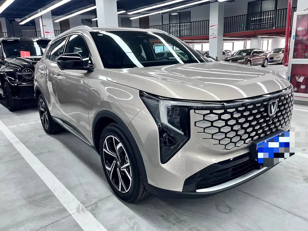 Changan CS55PLUS — фото 3