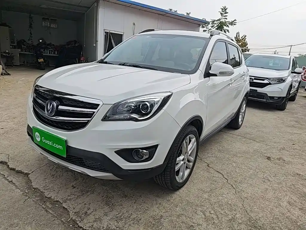 Changan CS35 — фото 2
