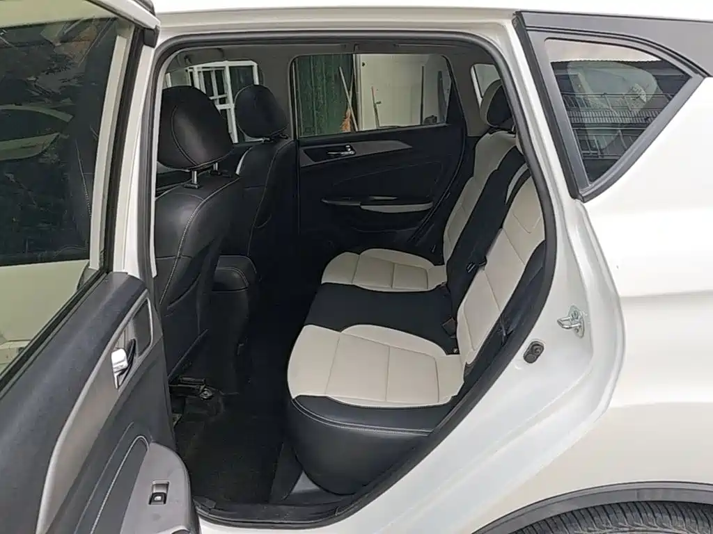 Changan CS35 — фото 17