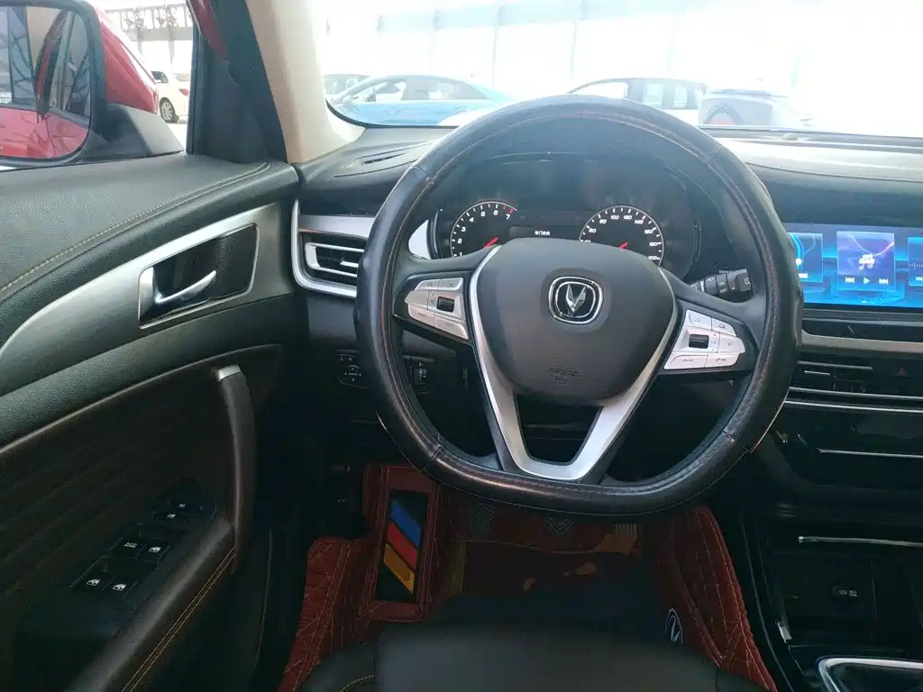 Changan CS35PLUS — фото 11
