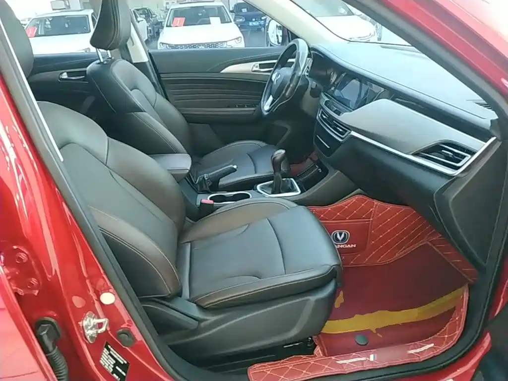Changan CS35PLUS — фото 25