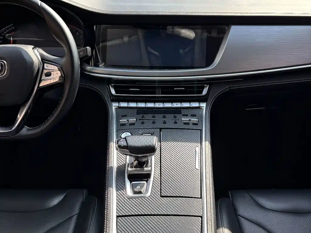 Changan CS85 COUPE — фото 18