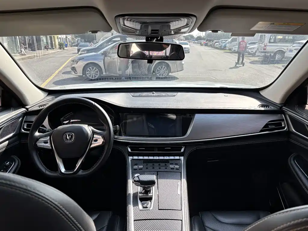 Changan CS85 COUPE — фото 10
