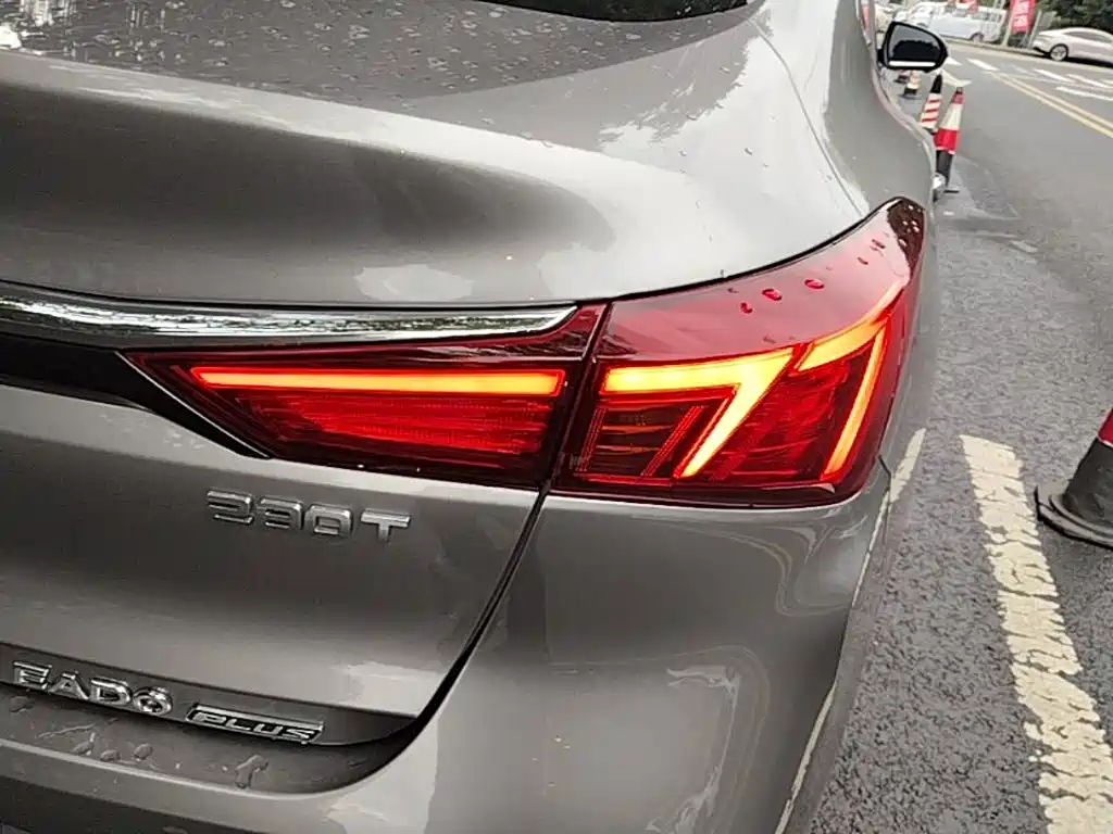 Changan Eado — фото 8