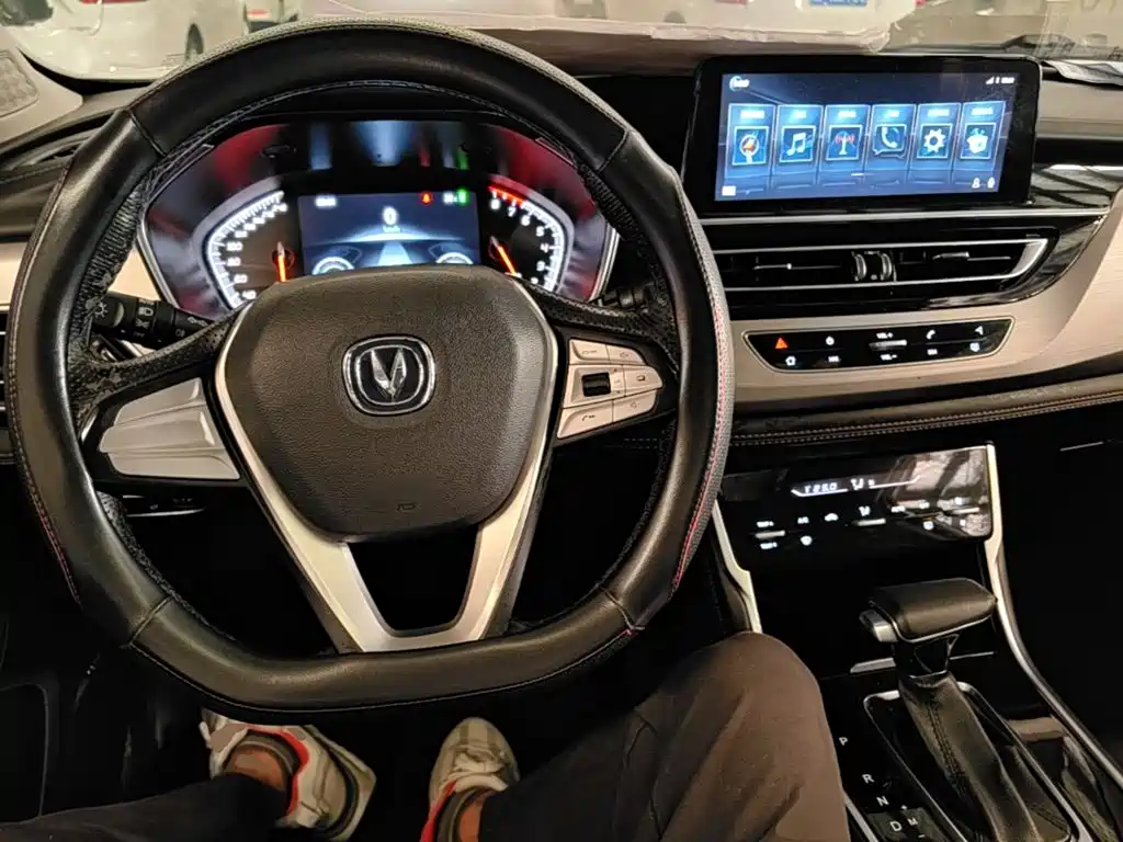 Changan CS75 — фото 10