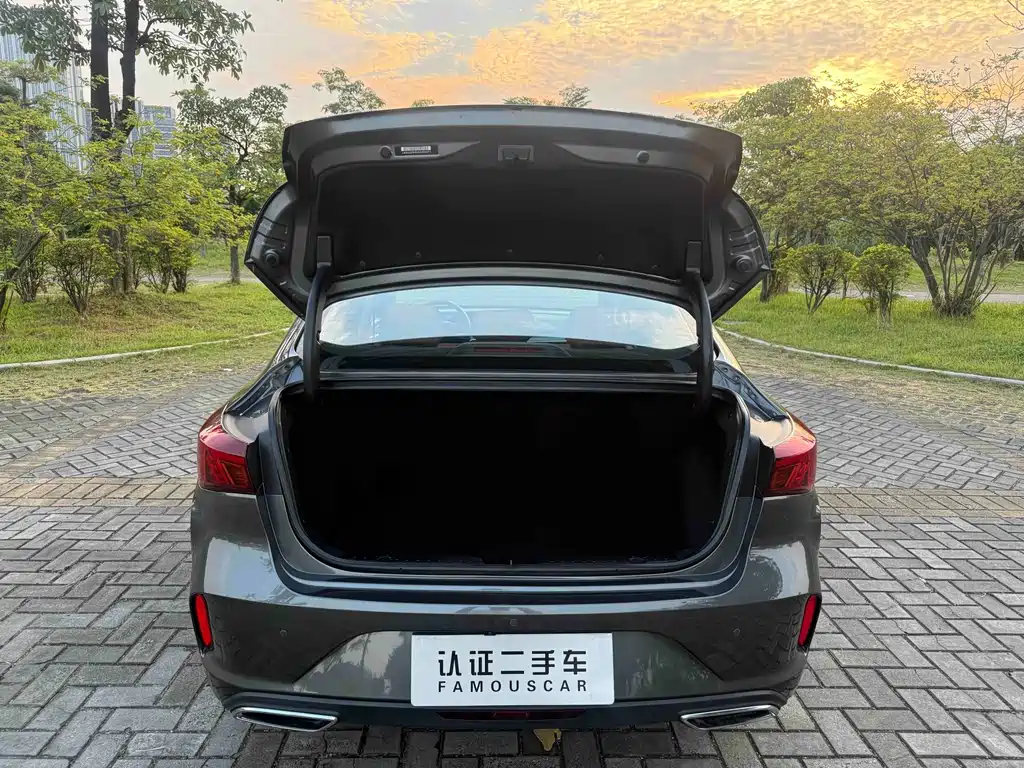 Changan Eado — фото 15