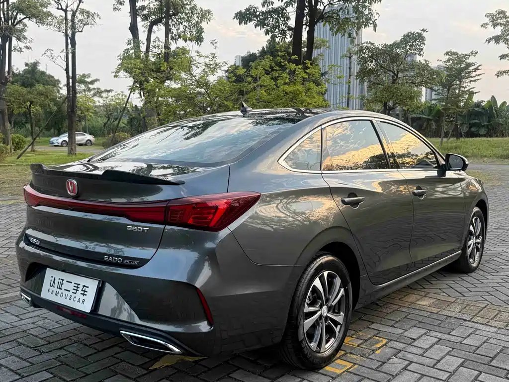 Changan Eado — фото 21