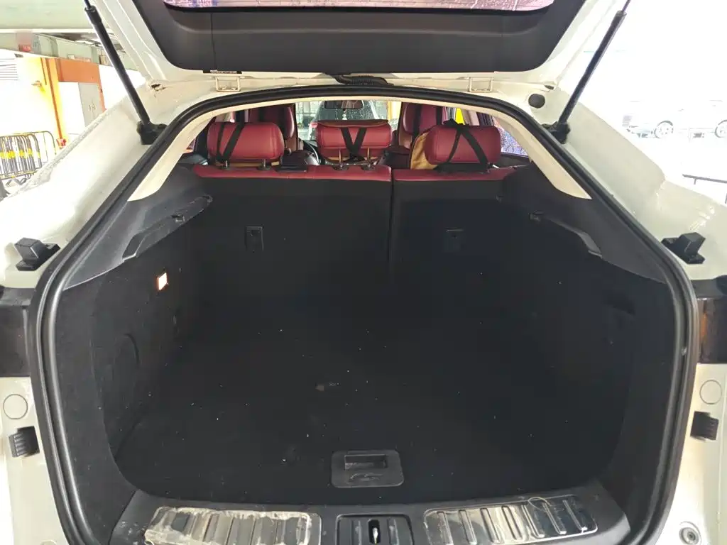 Changan CS85 COUPE — фото 15