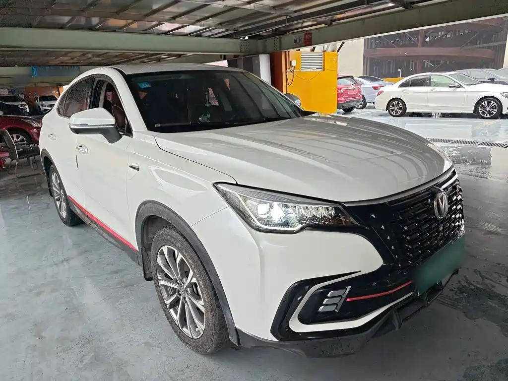 Changan CS85 COUPE — фото 22