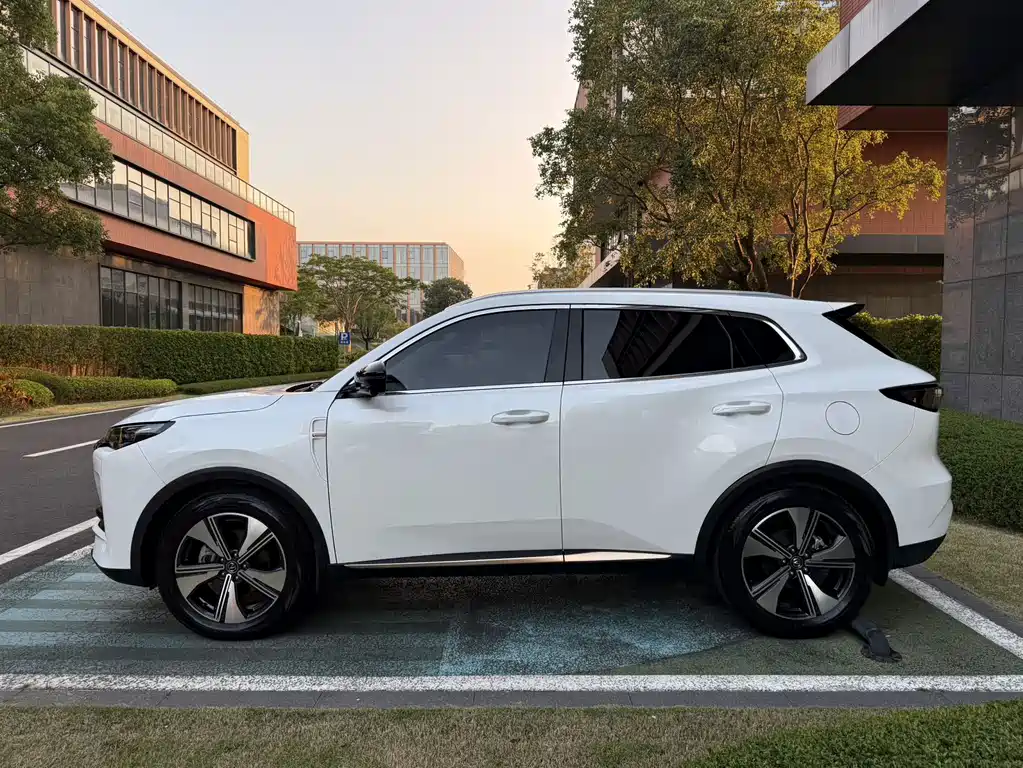 Changan CS55PLUS — фото 8