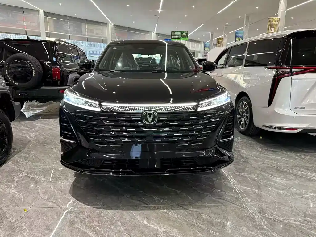 Changan CS75 PLUS — фото 2