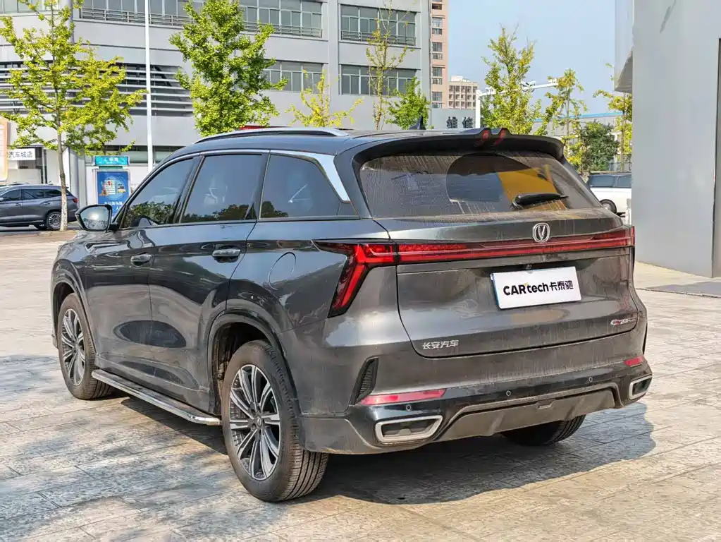 Changan CS75 PLUS — фото 9