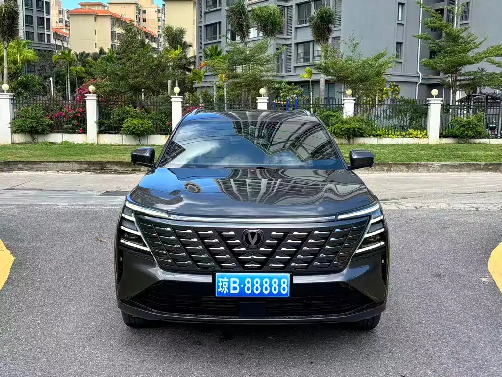 Changan CS75 PLUS — фото 2