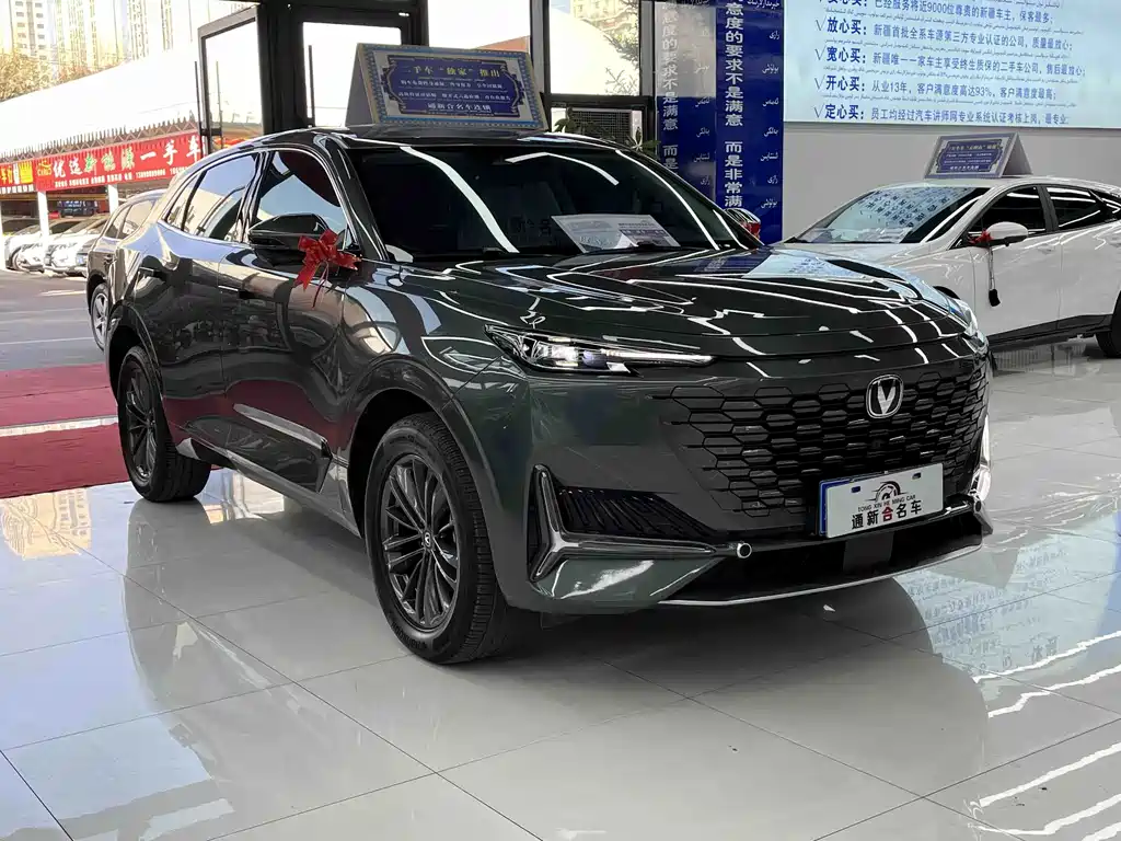 Changan UNI-K — фото 3