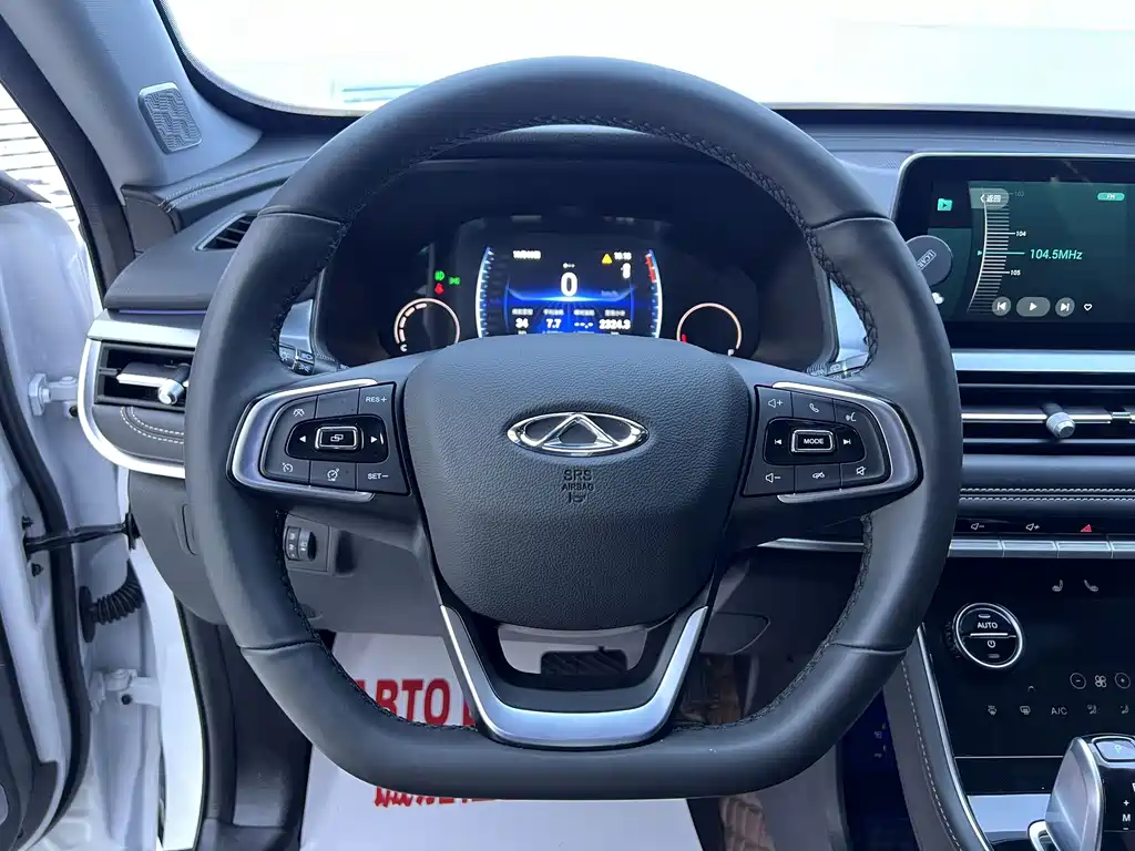 Chery Tiggo 8 — фото 11