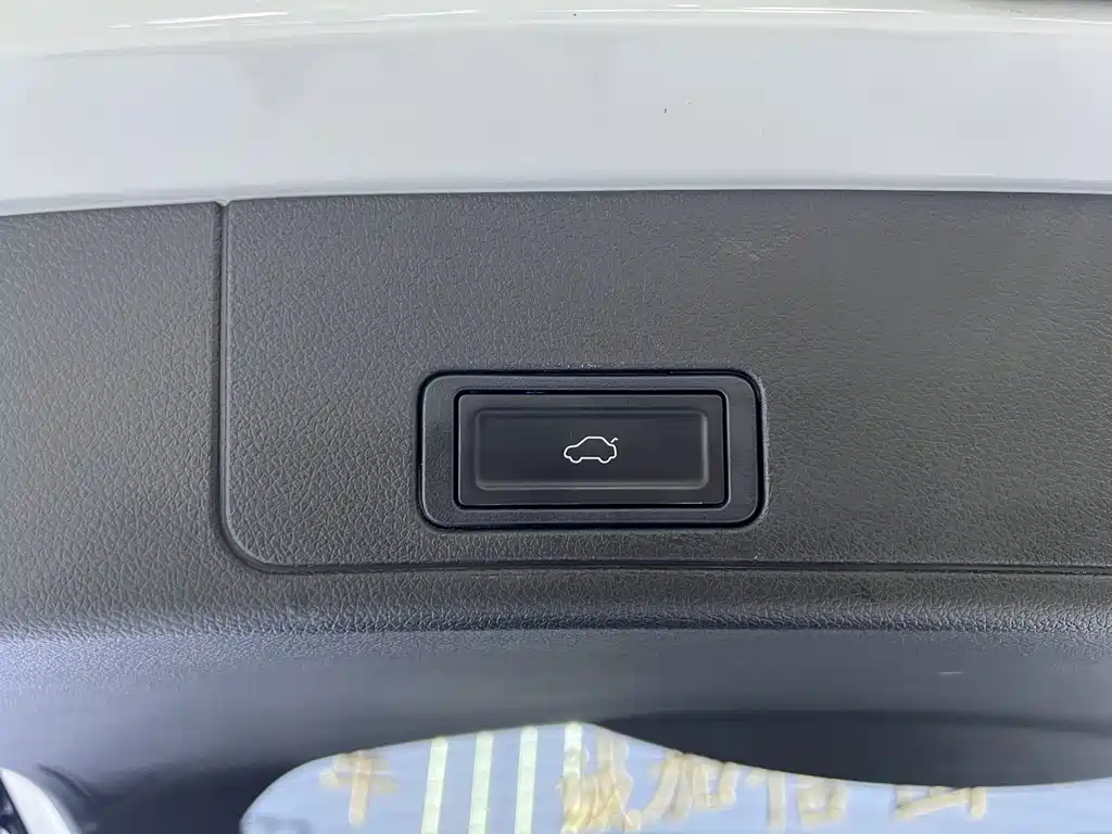 Chery Tiggo 8 — фото 19