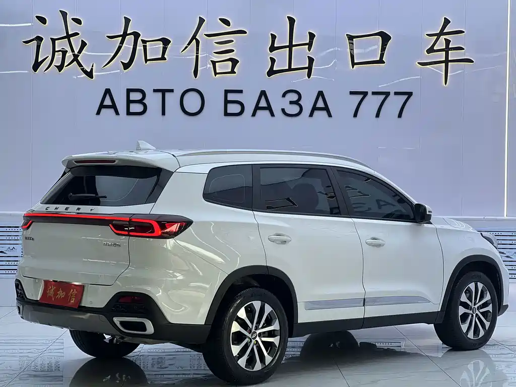 Chery Tiggo 8 — фото 4