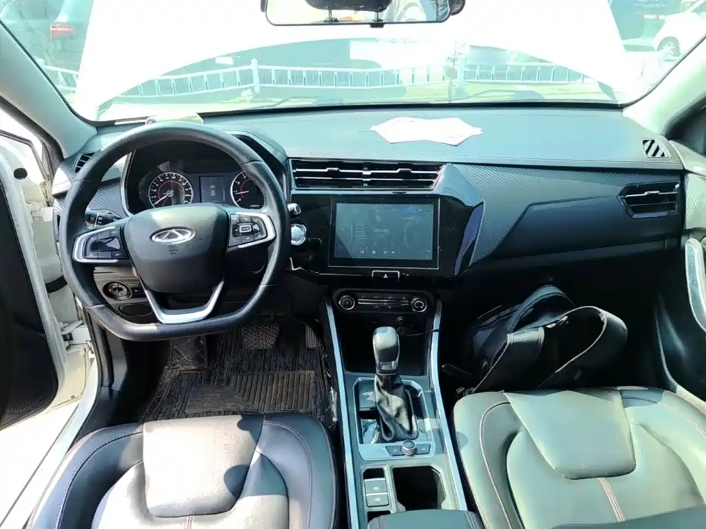 Chery Tiggo 3x — фото 10