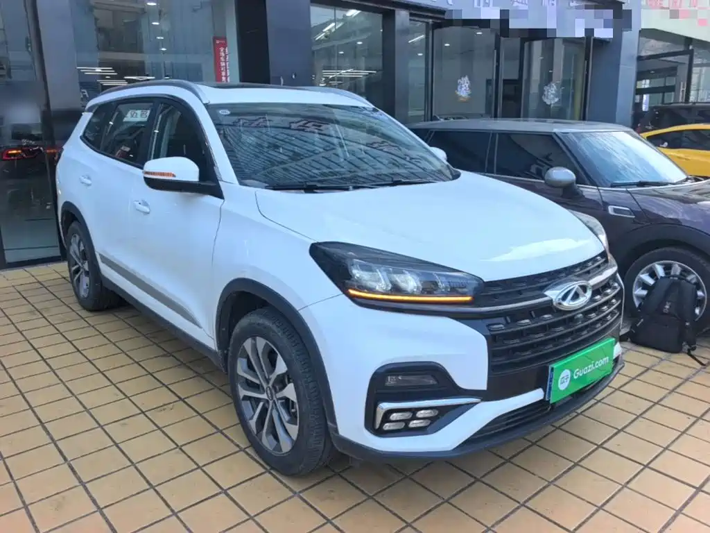 Chery Tiggo 8 — фото 4