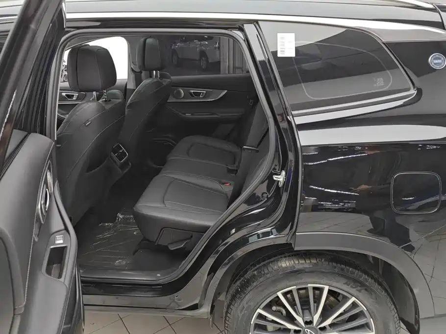 Chery Tiggo 8 PRO — фото 11