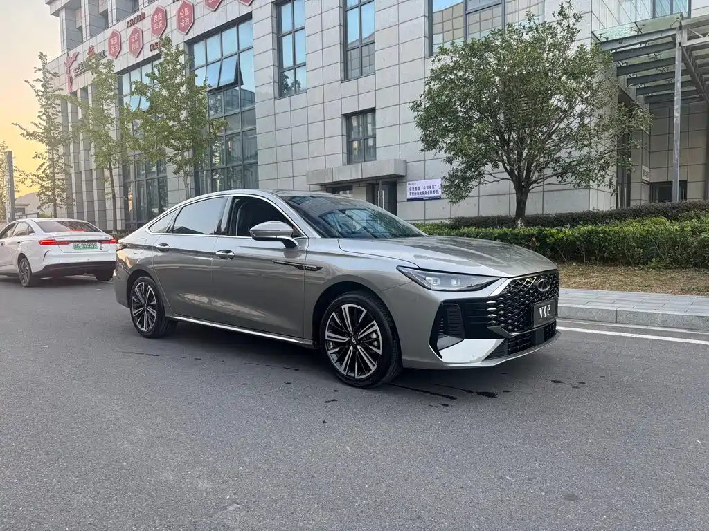 Chery Arrizo 8 PRO — фото 4