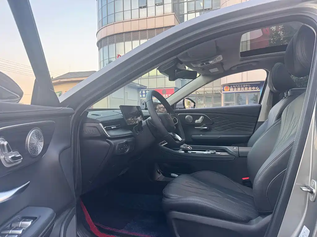 Chery Arrizo 8 PRO — фото 10