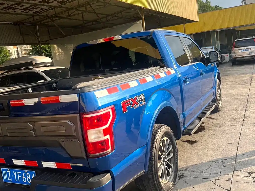Ford F-150 Raptor — фото 4