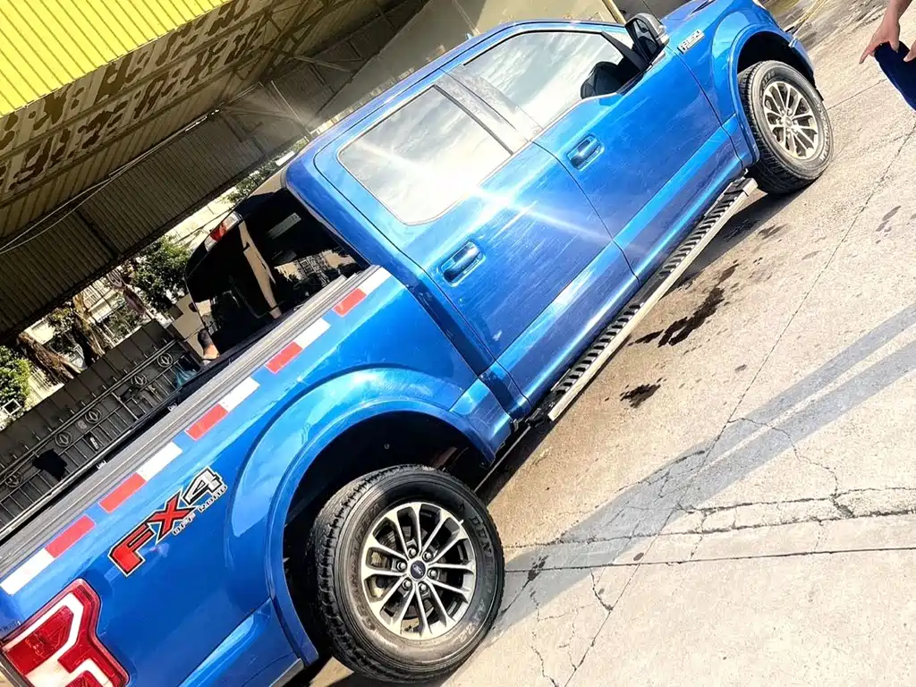 Ford F-150 Raptor — фото 5