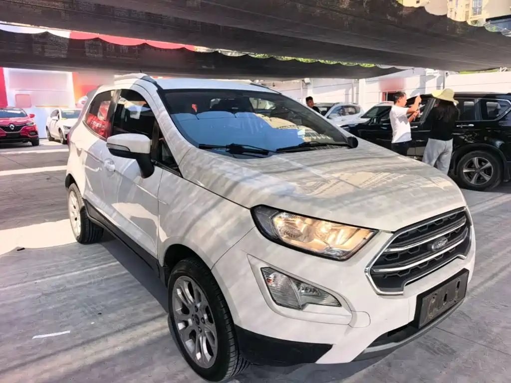 Ford Ecosport — фото 4