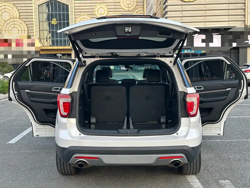 Ford Explorer (Import) — фото 18