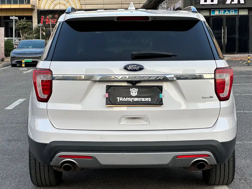Ford Explorer (Import) — фото 4