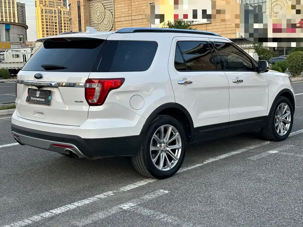 Ford Explorer (Import) — фото 6