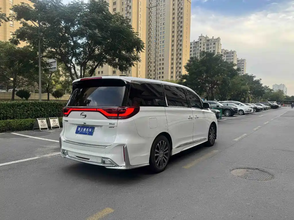 GAC Motor Trumpchi M8 — фото 3