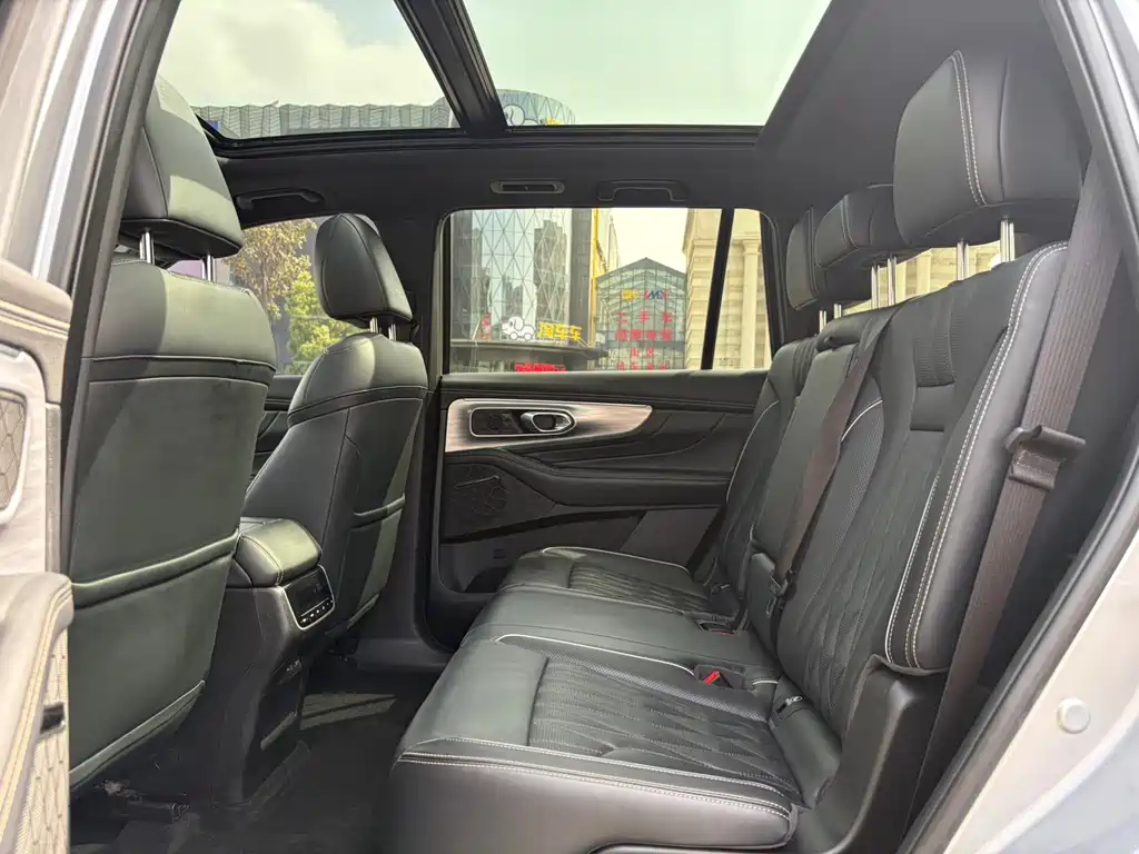 GAC Motor Trumpchi GS8 — фото 13