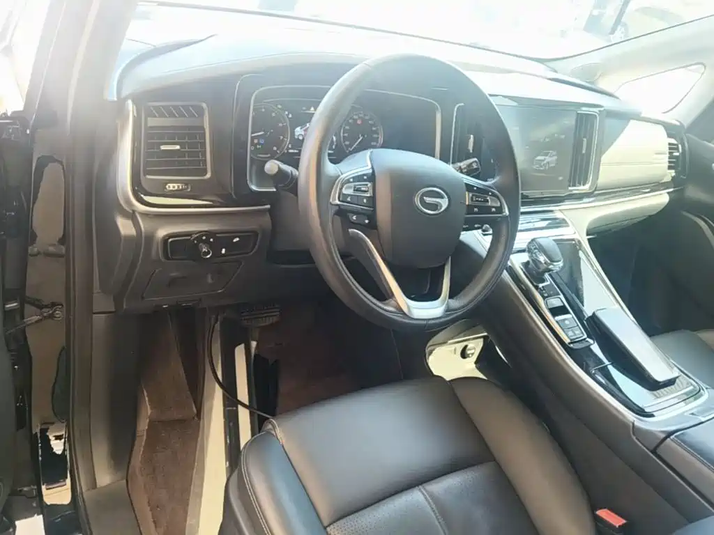 GAC Motor Trumpchi M8 — фото 10