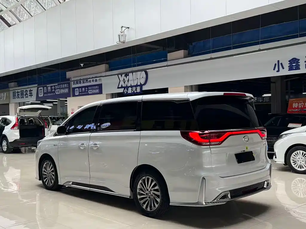 GAC Motor Trumpchi M8 — фото 4