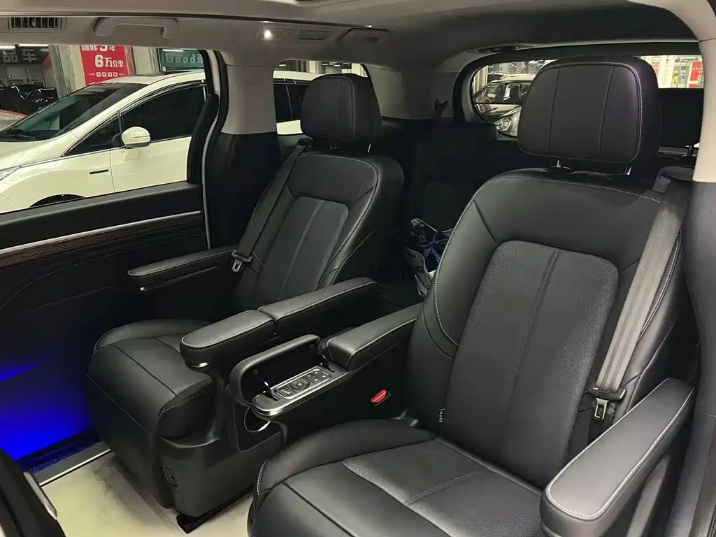GAC Motor Trumpchi M8 — фото 9