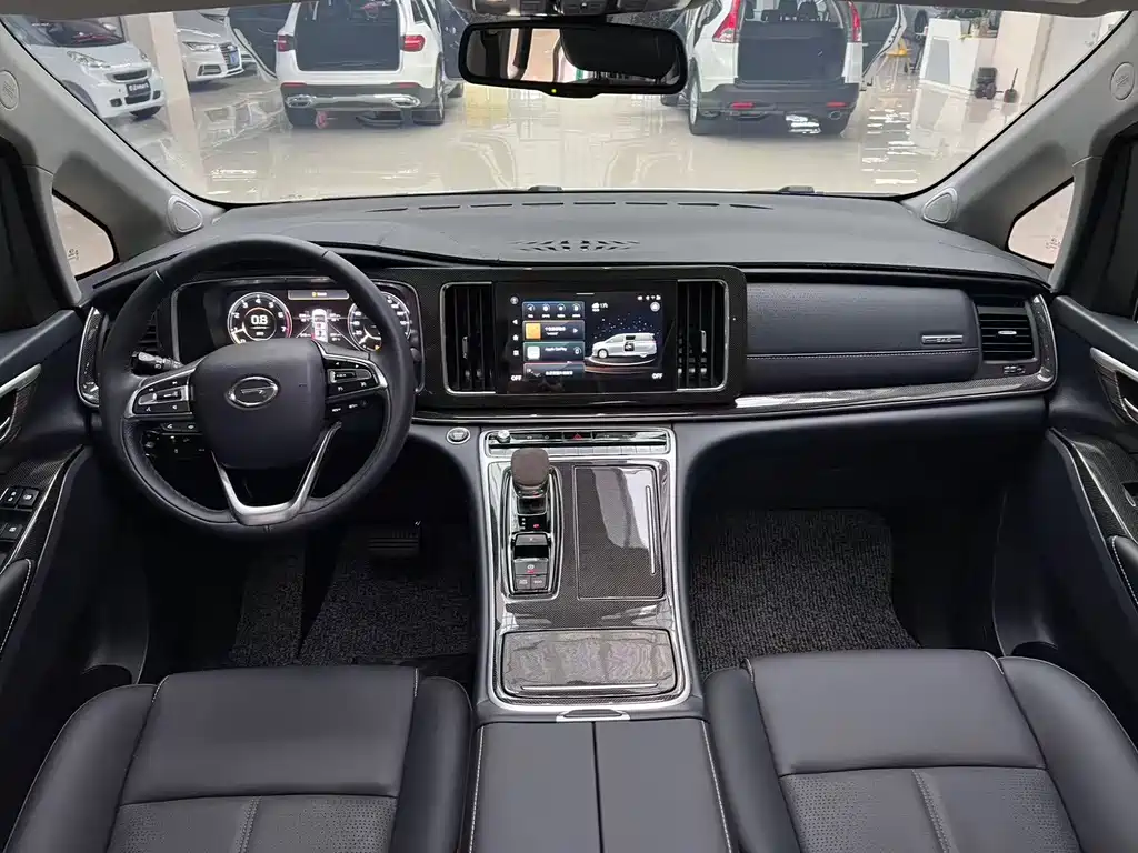 GAC Motor Trumpchi M8 — фото 10