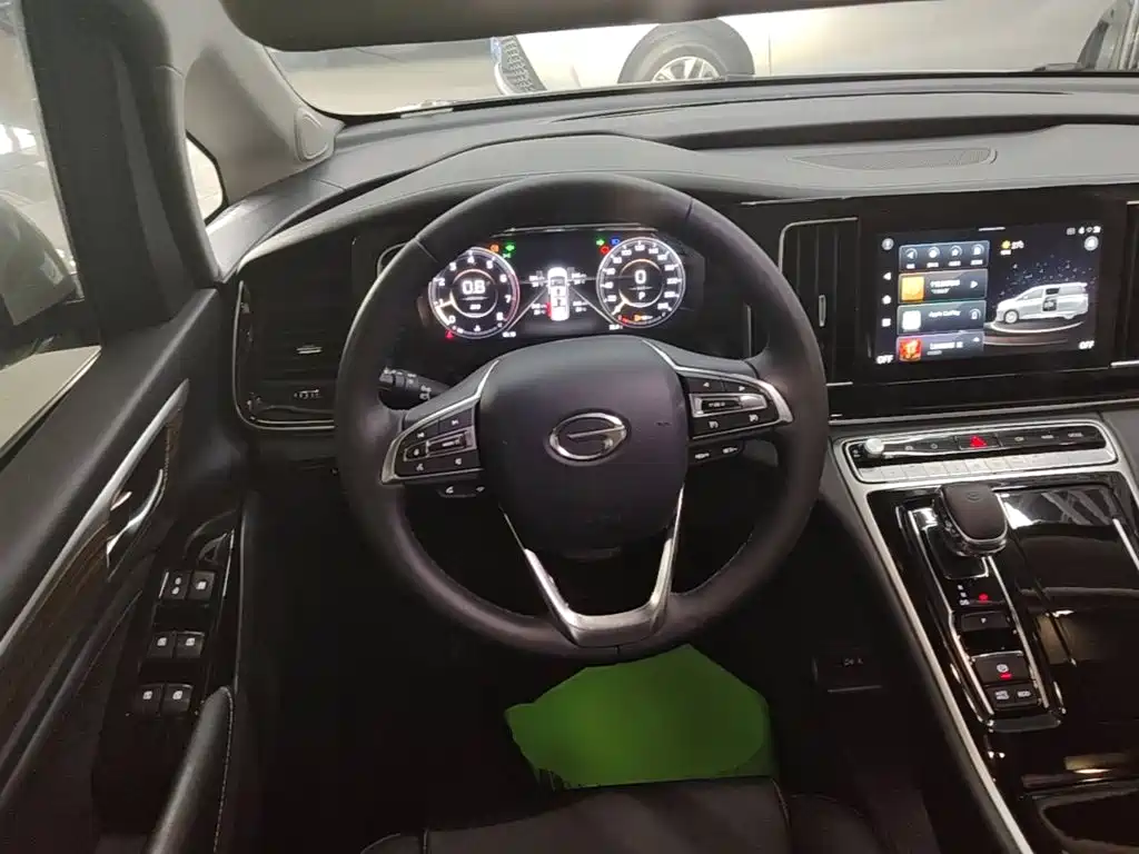 GAC Motor Trumpchi M8 — фото 11